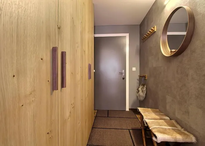 Ravines 45 Cocoon, Cozy & Chic * Шампери